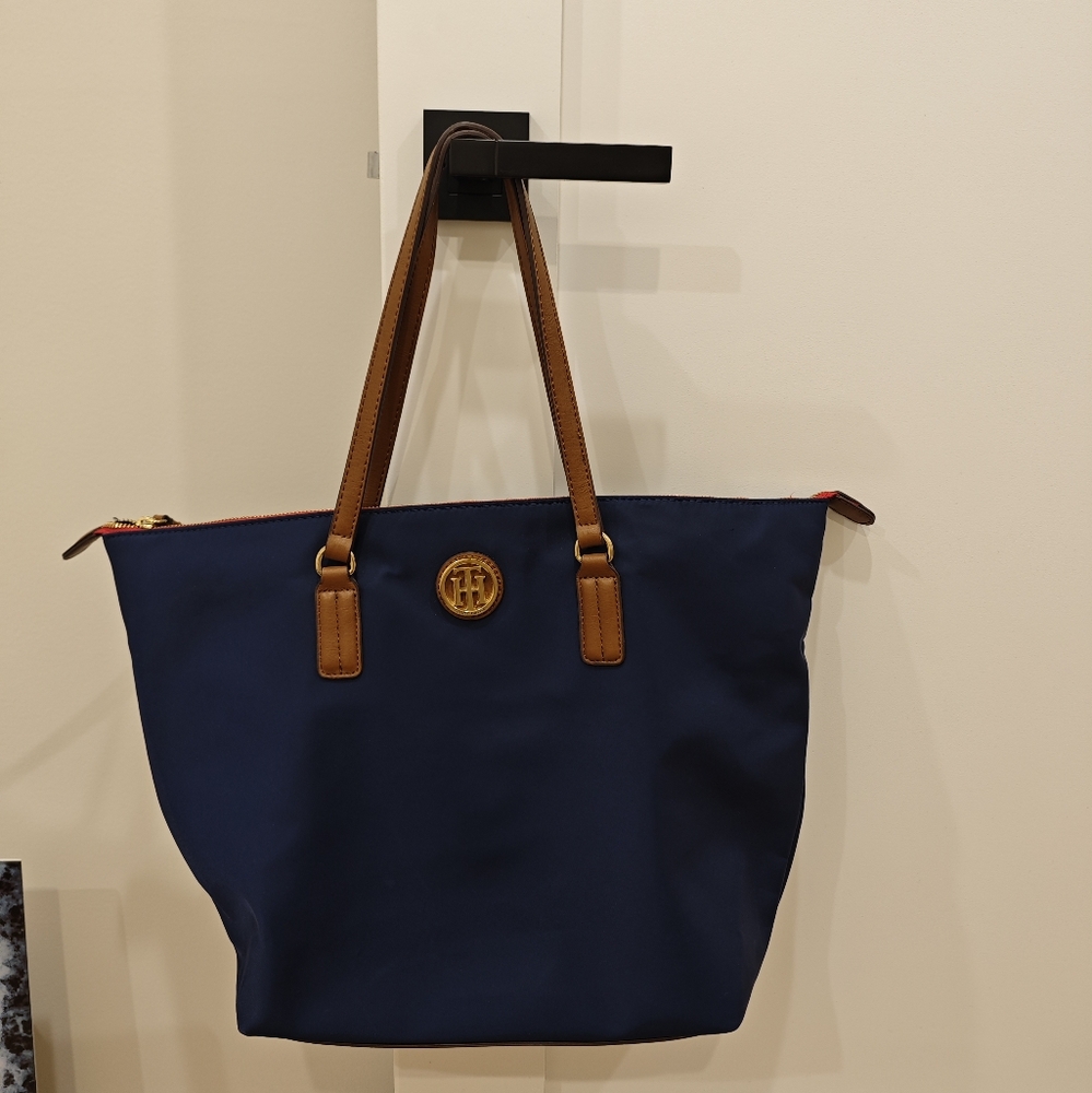 Tommy Hilfiger shoulder bag, navy blue